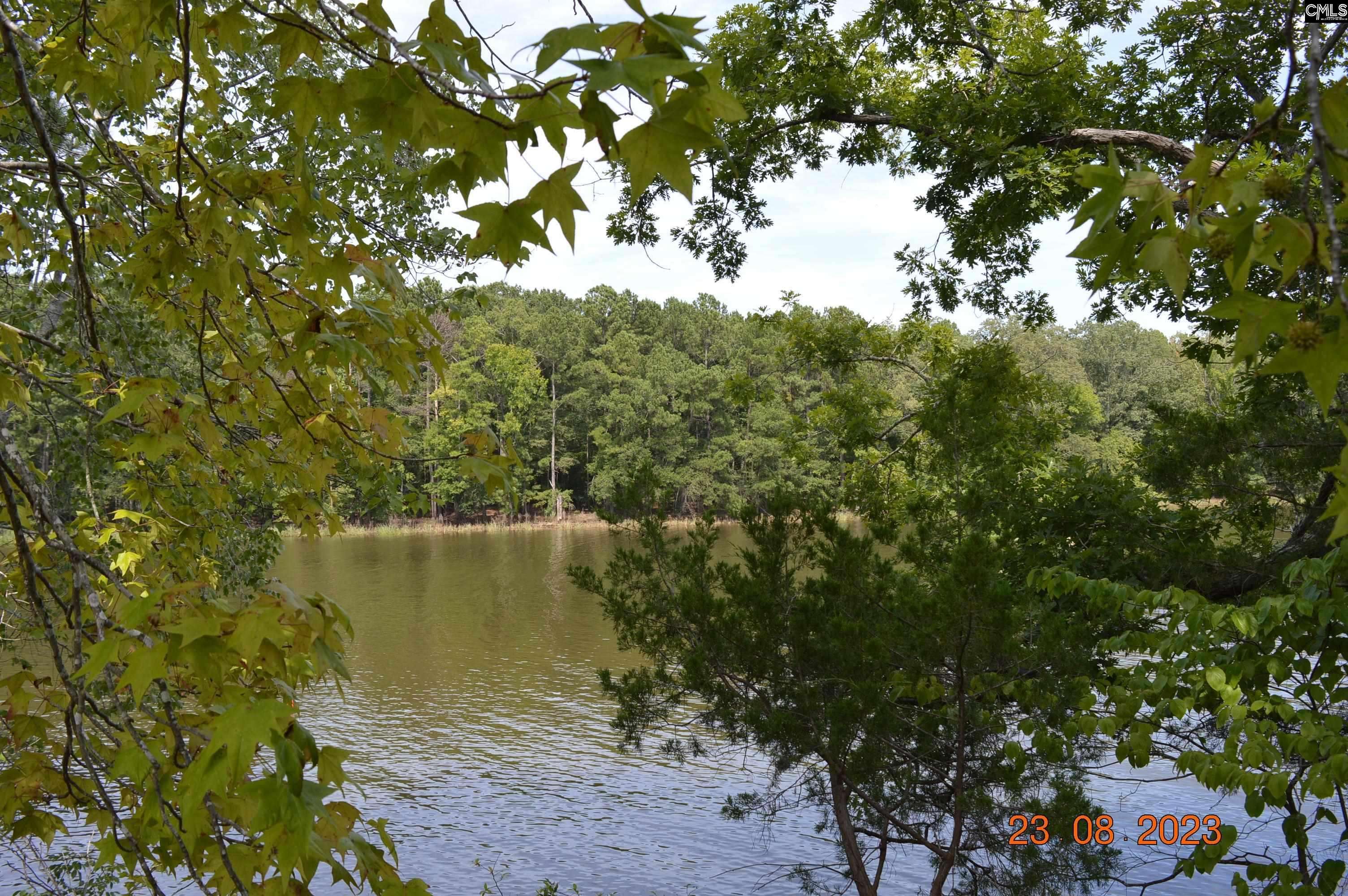 Ridgeway, SC 29130,995 Retreat Way W
