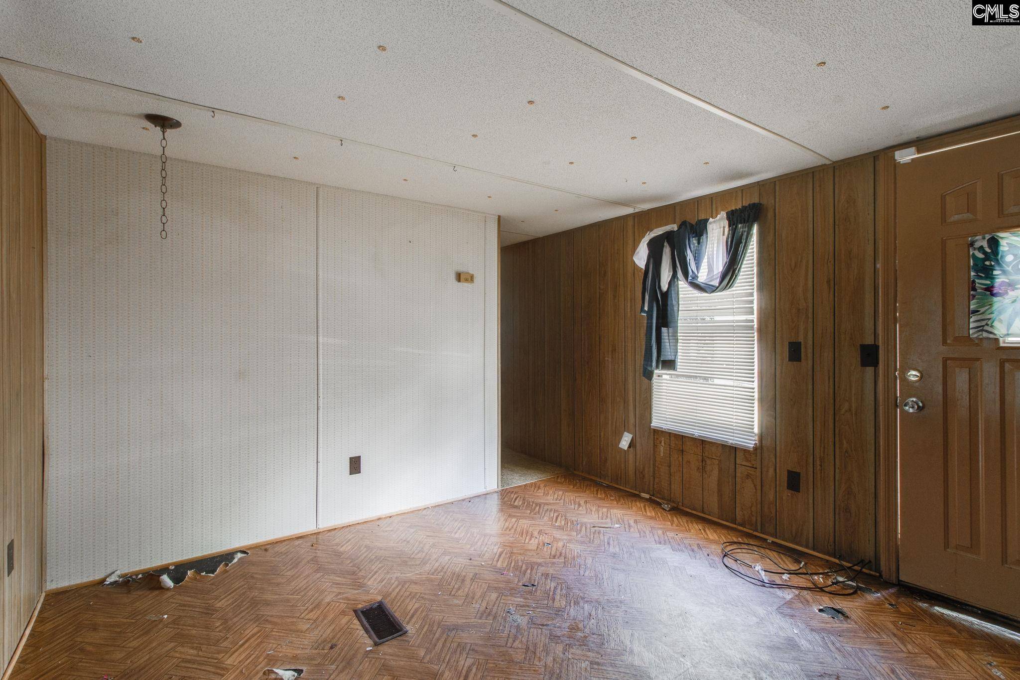 Elloree, SC 29047,1059 Harlin Street