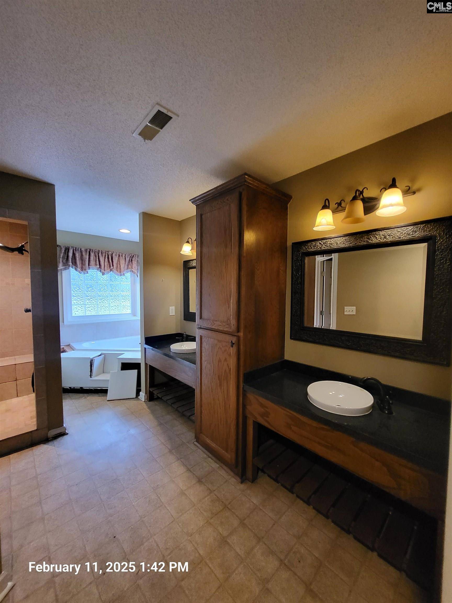 Wedgefield, SC 29168,5835 Cane Savannah Road
