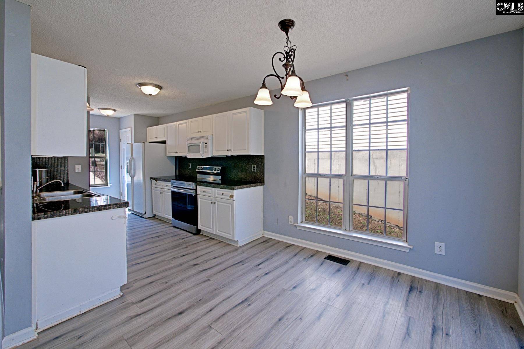 Irmo, SC 29063-8317,410 Sweet Thorne Rd