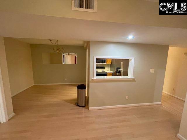 West Columbia, SC 29169,910 Poinsett Place 6 #6