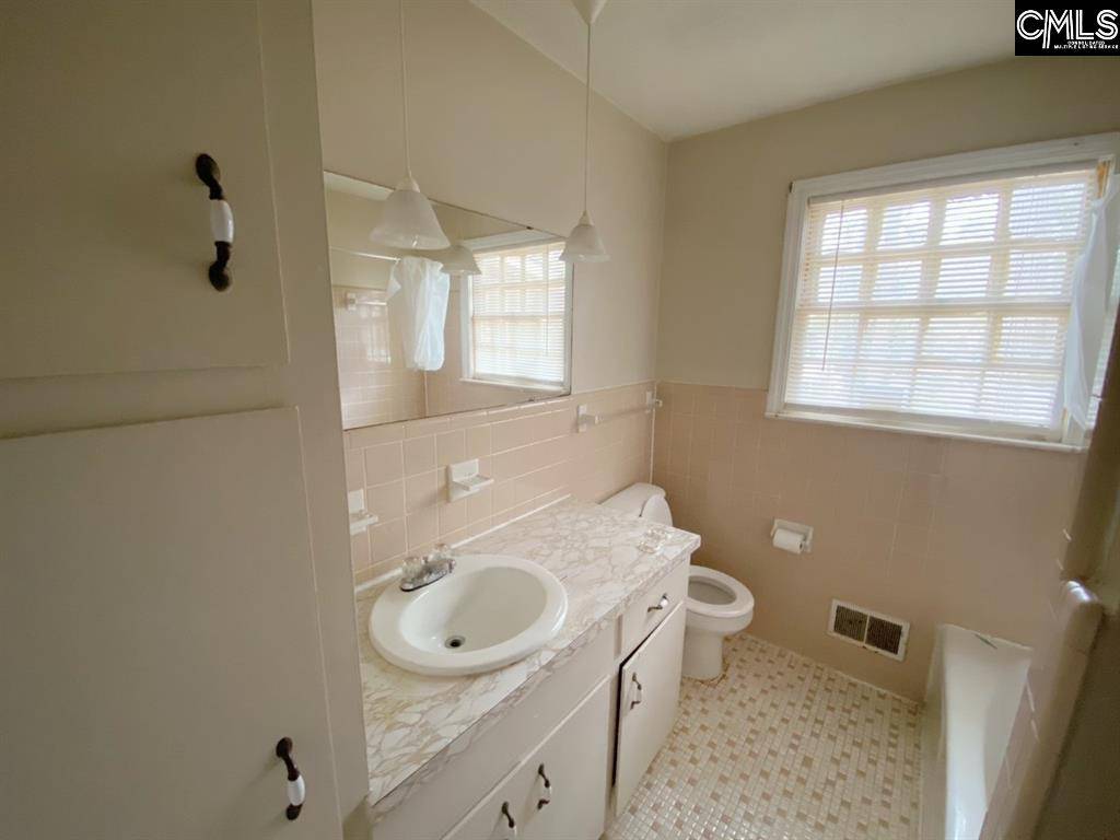 Irmo, SC 29212,518 Lockner Road