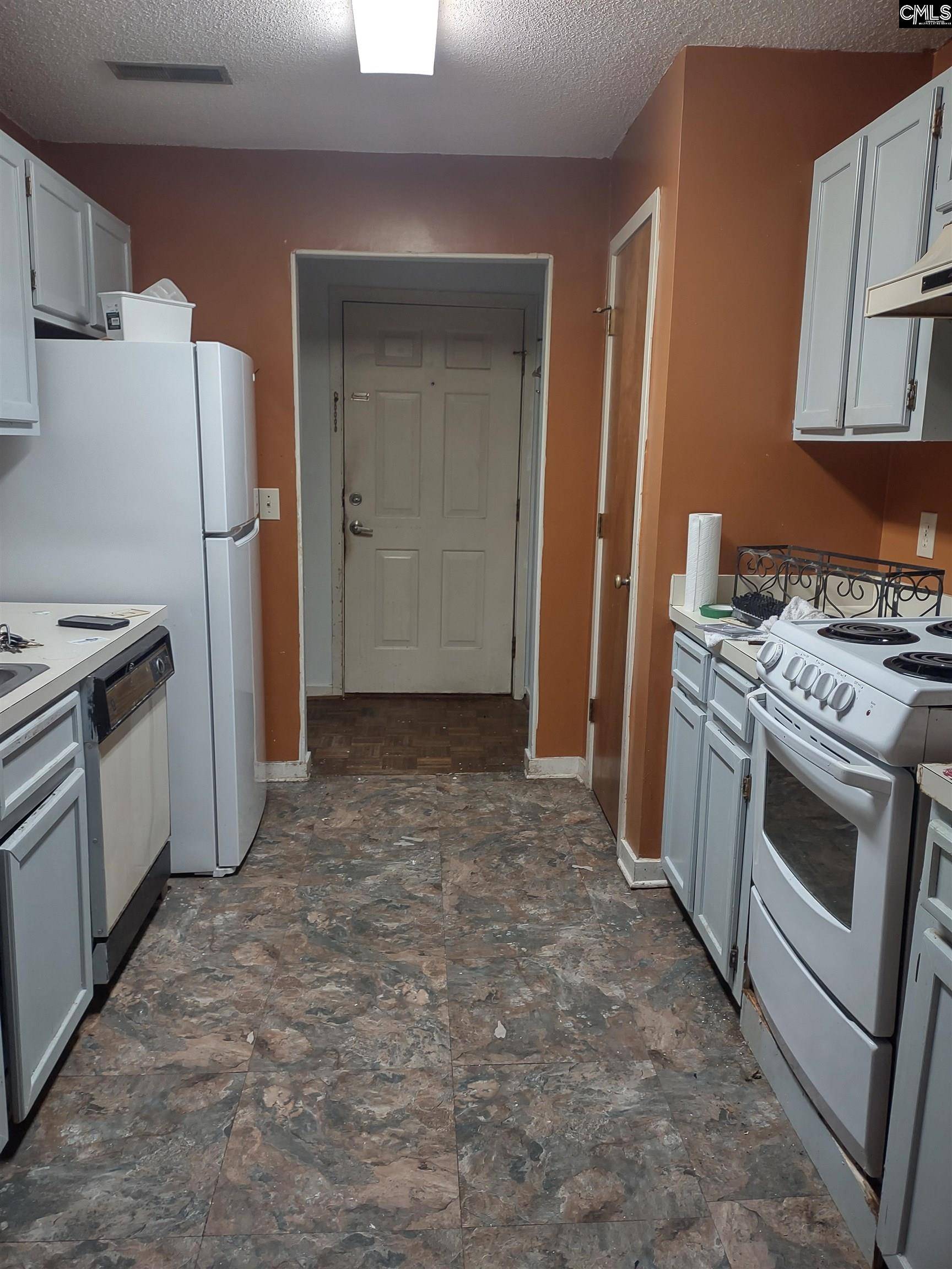 Columbia, SC 29210,1005 Village Creek Drive Drive 305 #305
