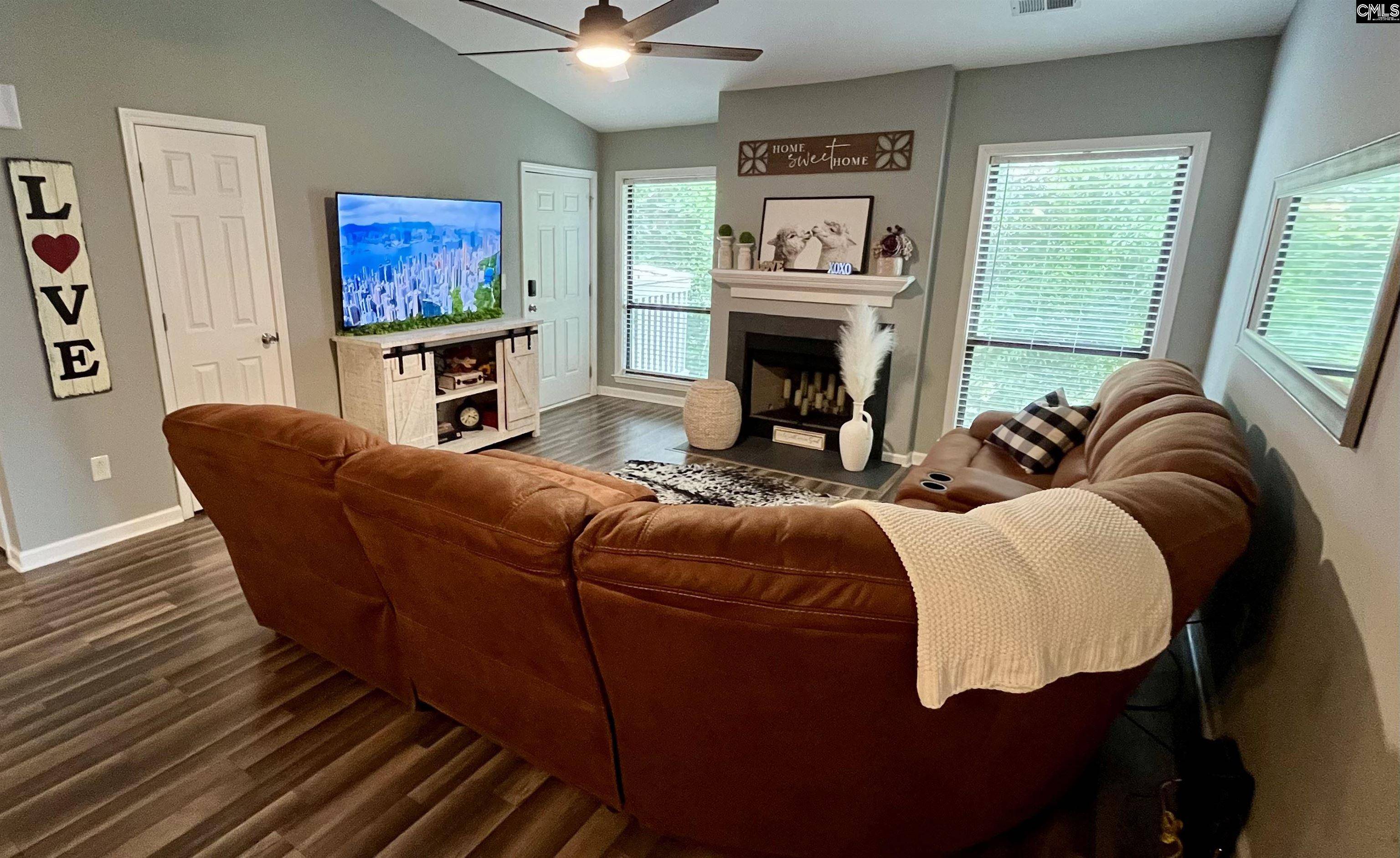 Columbia, SC 29205,448 Deerwood Street 6F #6F