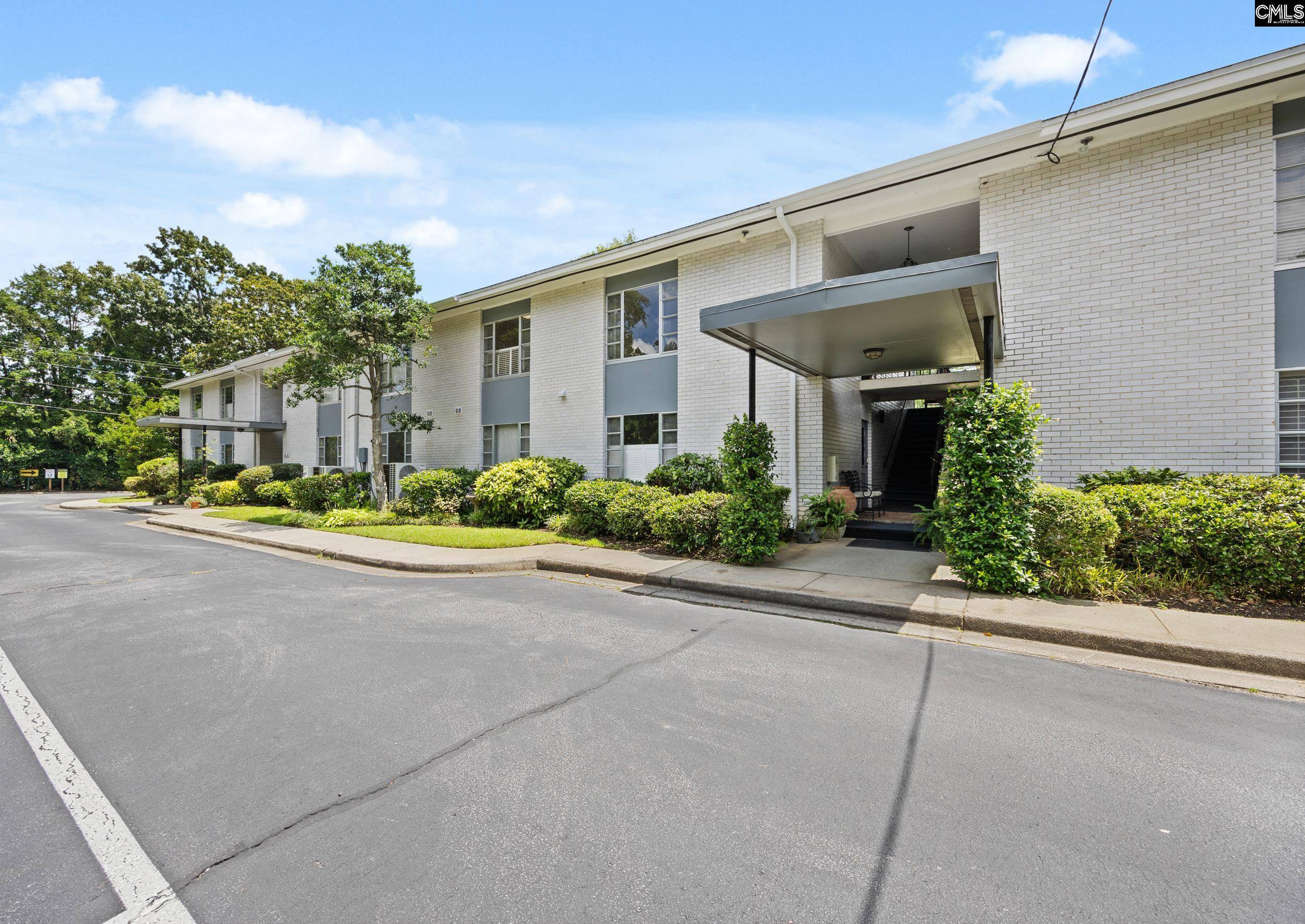 Columbia, SC 29204,1718 Madison Road 17 #17