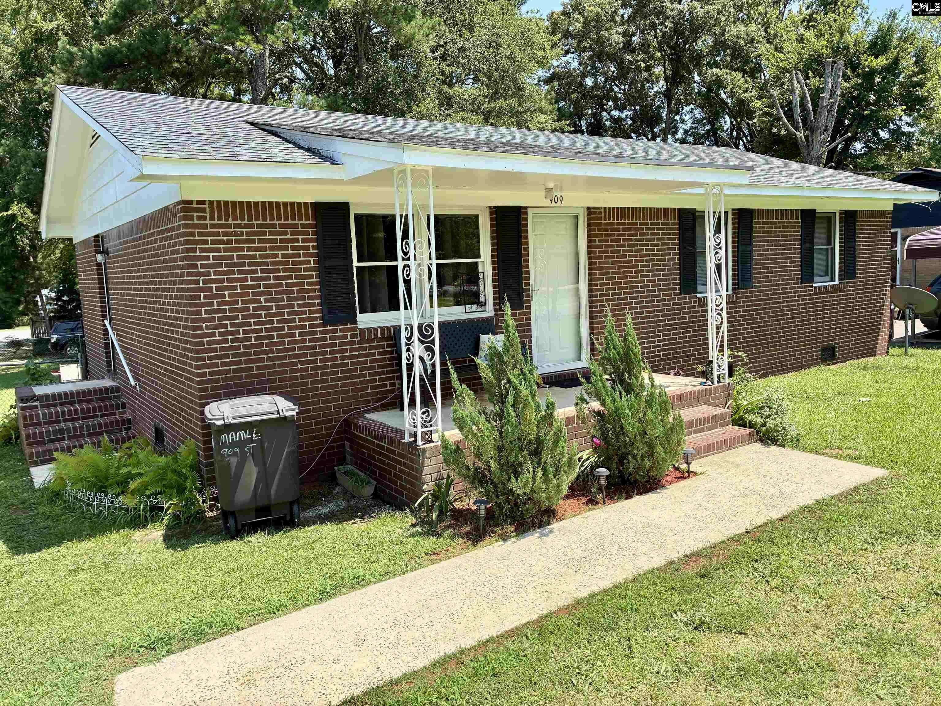 Newberry, SC 29108-9999,909 Mamie Street