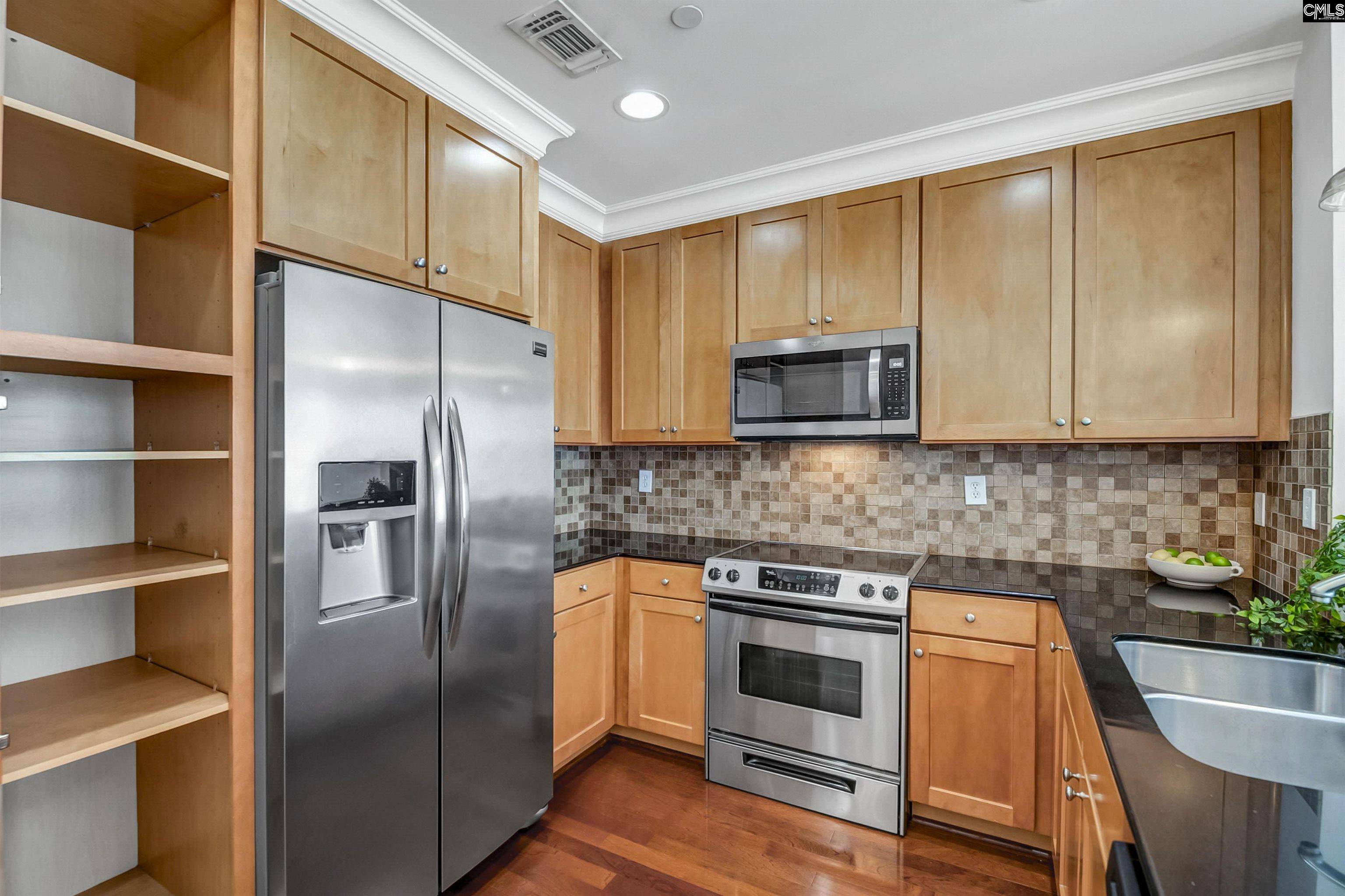 Columbia, SC 29201,601 Main Street 405 #405