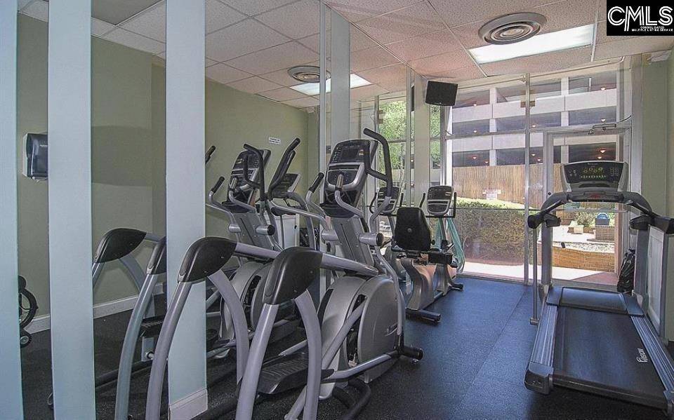 Columbia, SC 29201,1520 Senate Street 186 #186