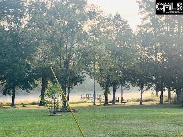 Saluda, SC 29138,154 Harbors End Drive