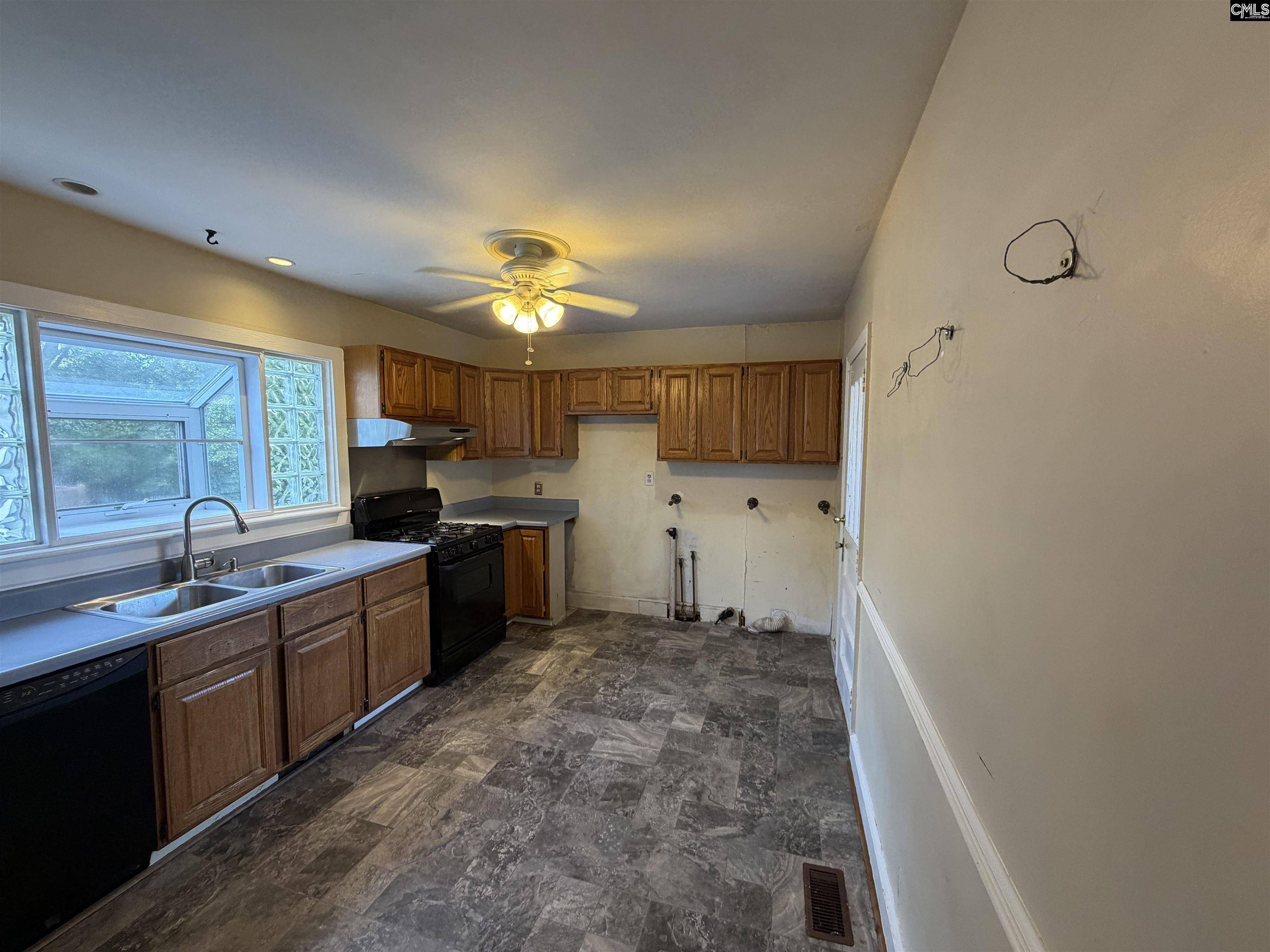 Columbia, SC 29209,904 Cedar Terrace Road