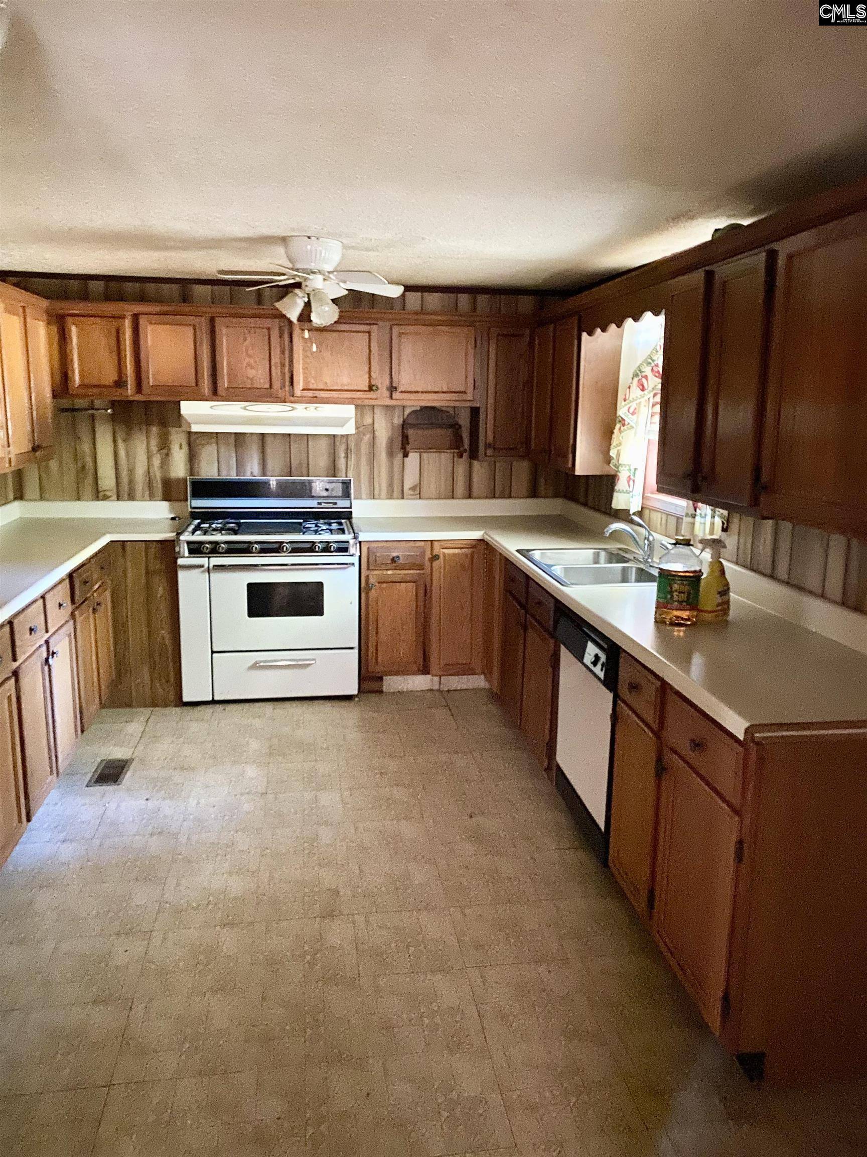 Eastover, SC 29044,95 Vanboklen Street