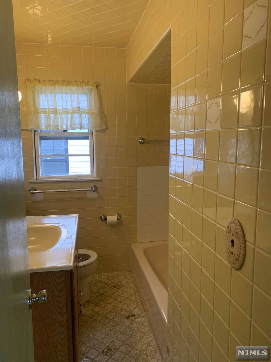 Wallington, NJ 07057,53 Mount Pleasant AVE