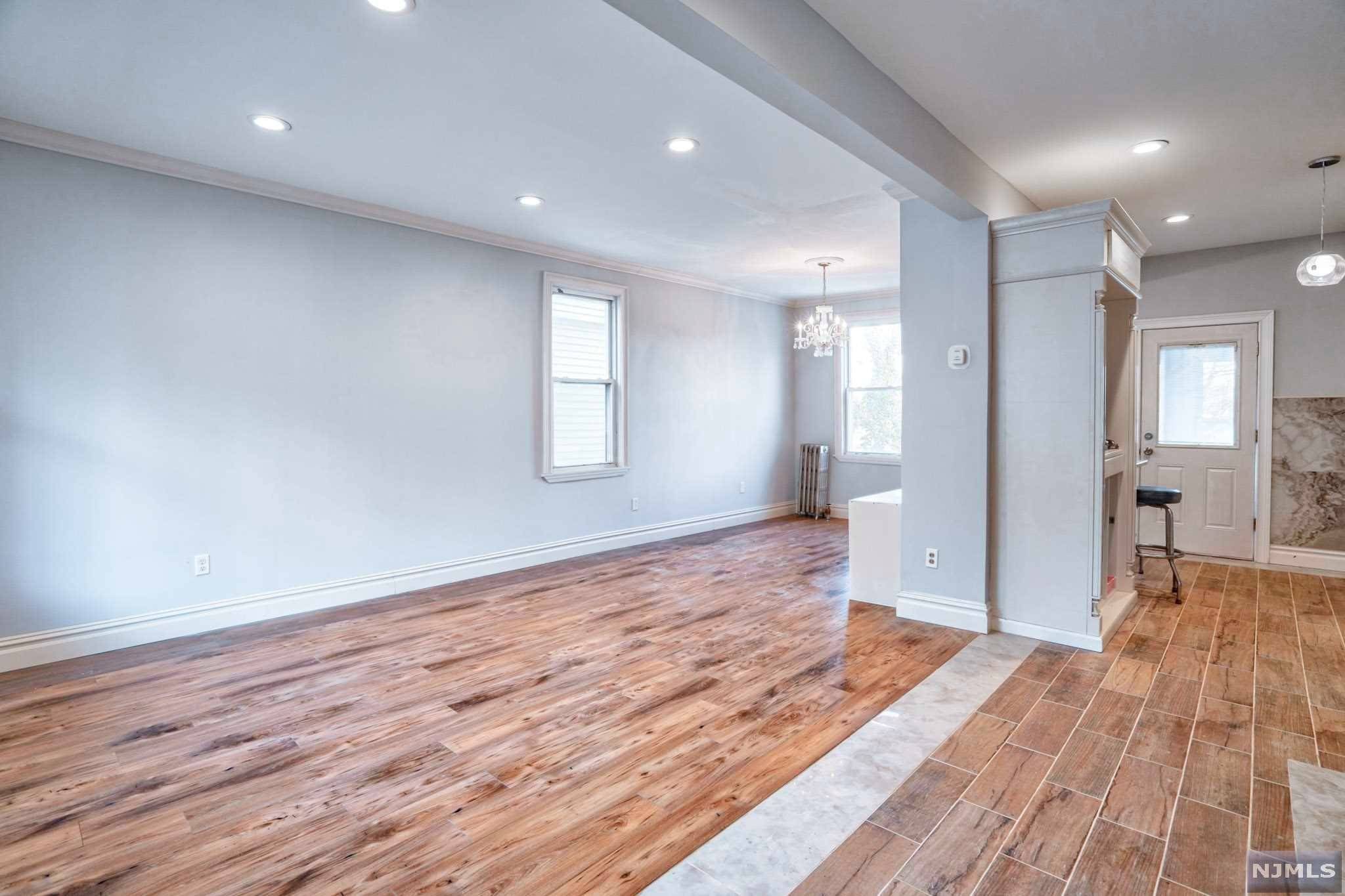 Irvington, NJ 07111,40 Newton PL