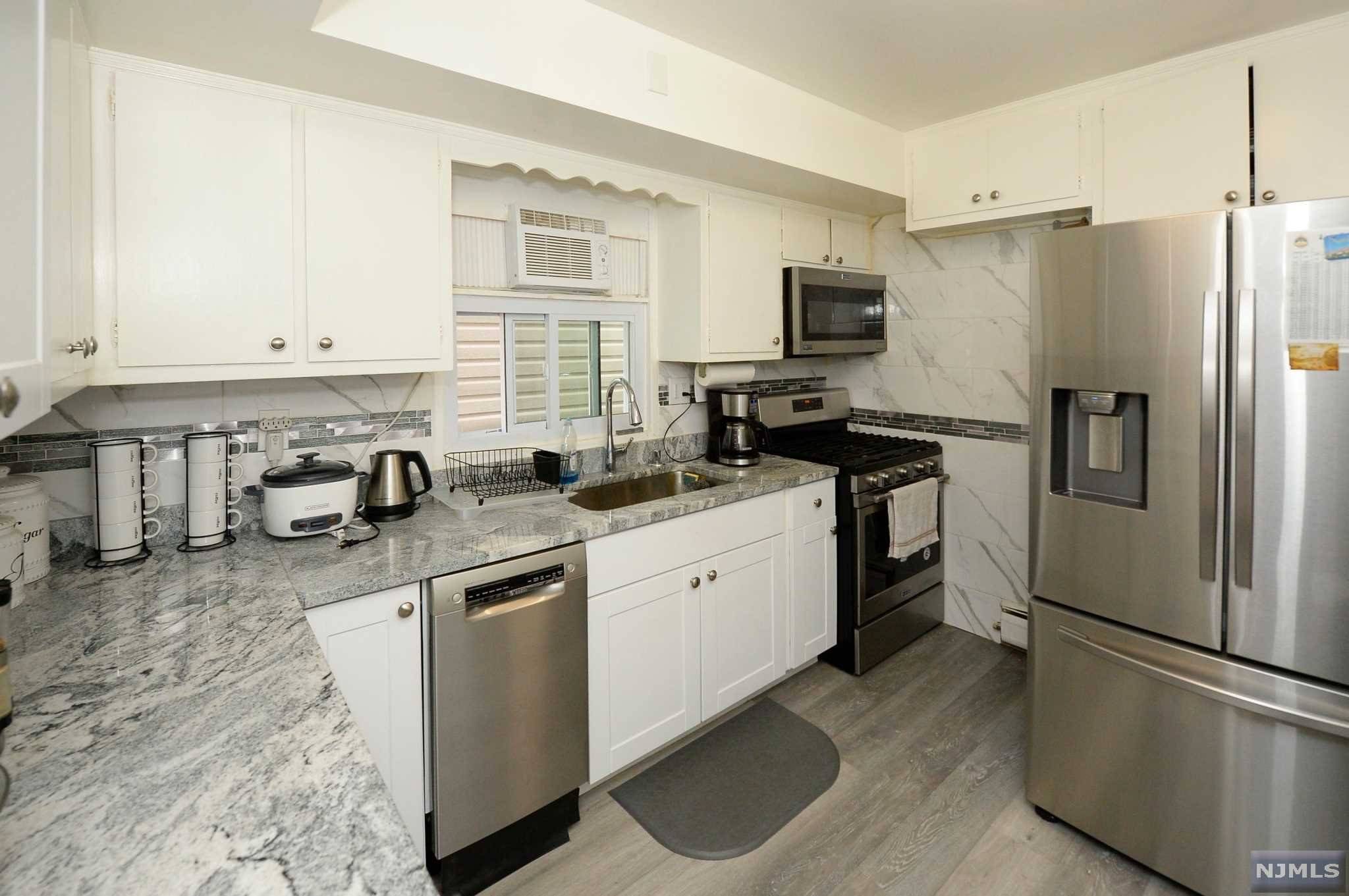 Guttenberg, NJ 07093,138C 68th ST