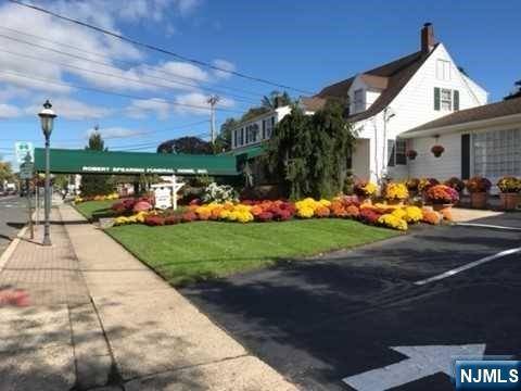 Park Ridge, NJ 07656,155 Kinderkamack RD