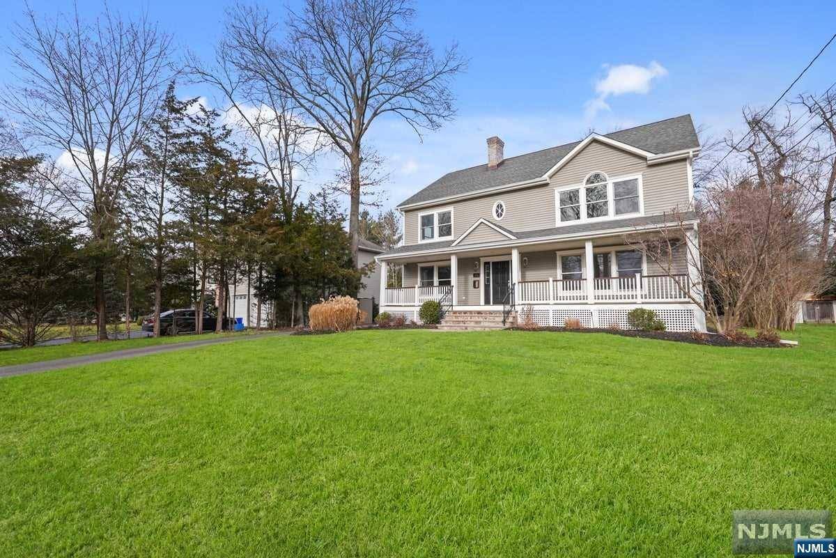 Midland Park, NJ 07432,54 Linwood AVE