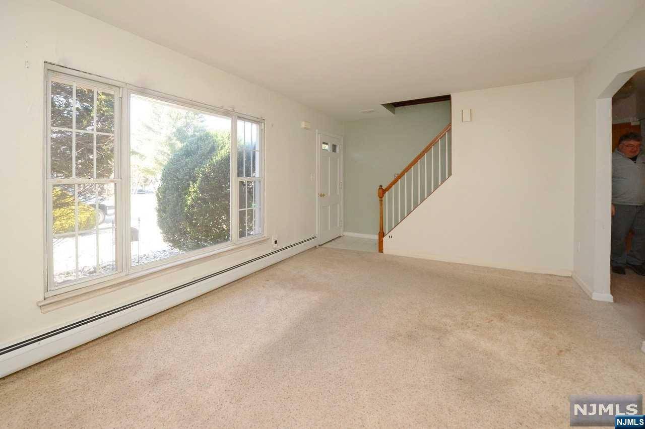 Midland Park, NJ 07432,45 Cedar ST