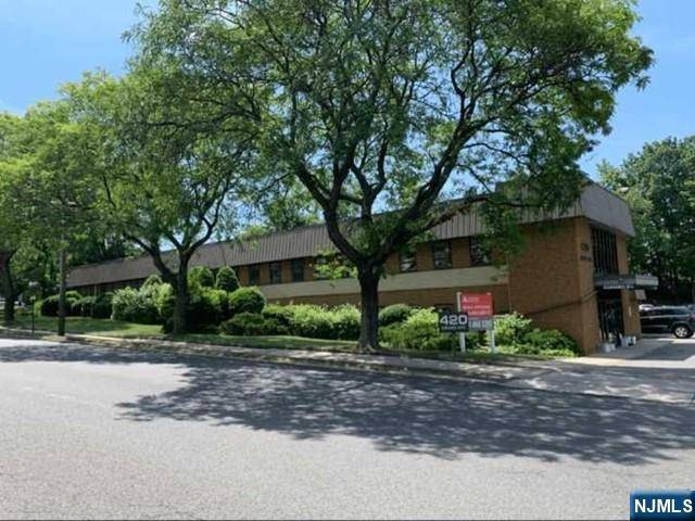 Englewood, NJ 07631,420 Grand AVE