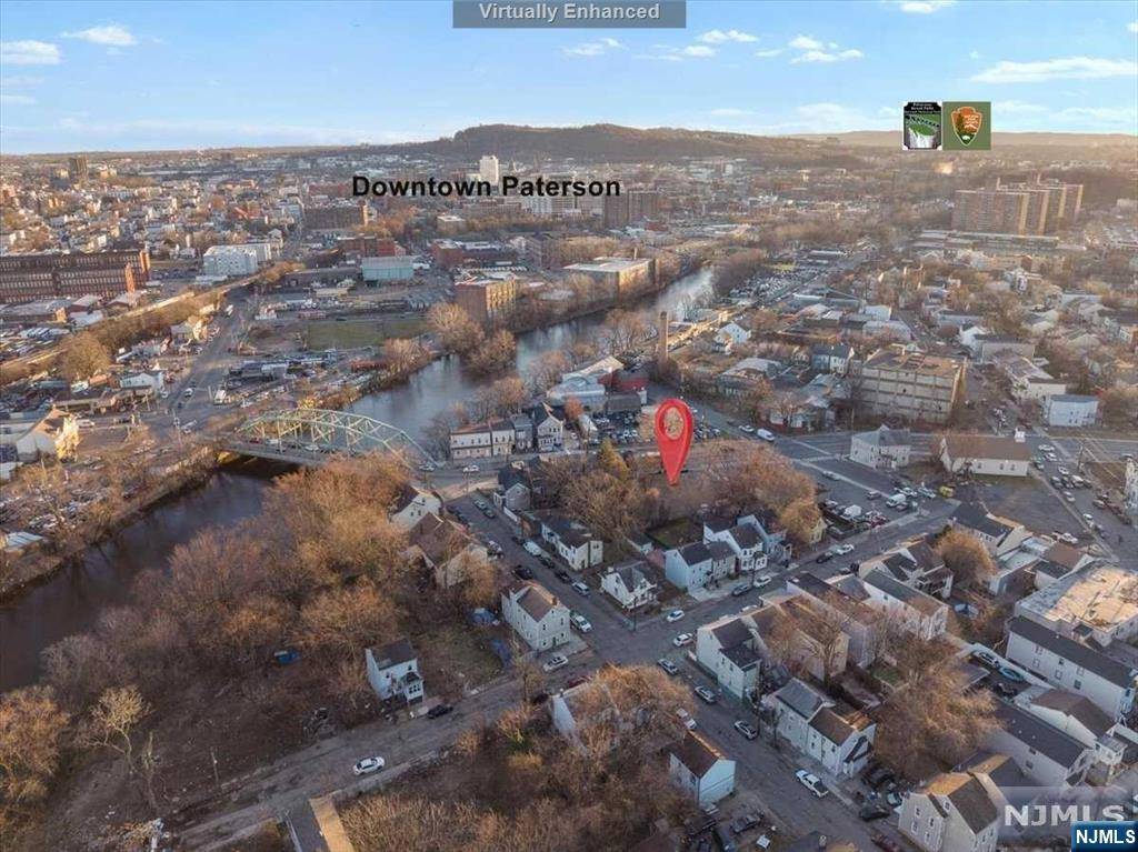 Paterson, NJ 07522,24 N Straight ST