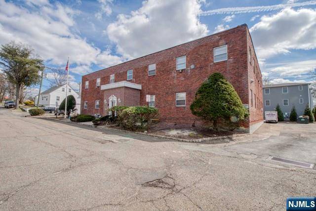 Hillsdale, NJ 07642,101 West ST #Suite 18