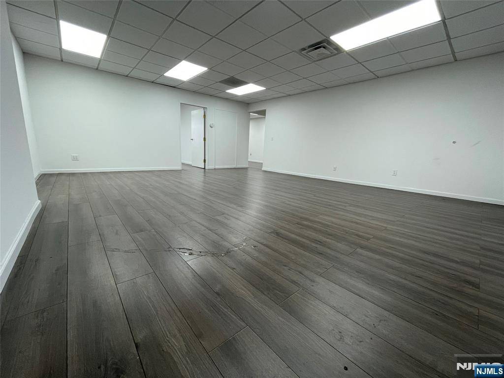 Palisades Park, NJ 07650,111 Grand AVE #218/220