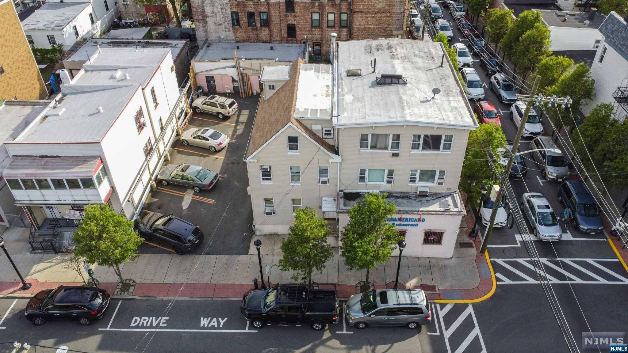 Union City, NJ 07087,4208-4214 New York AVE