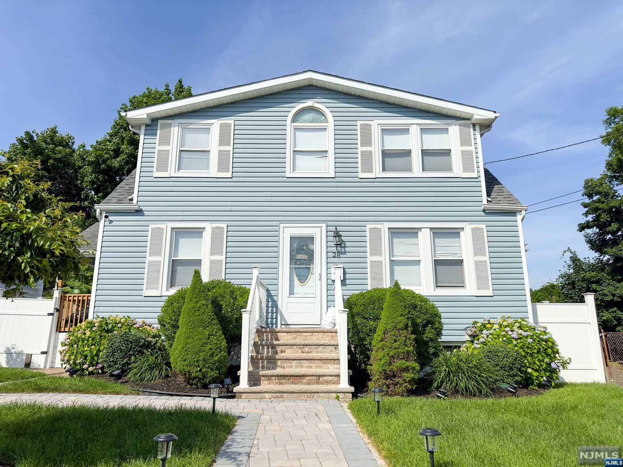 Paterson, NJ 07502,28 Plymouth RD