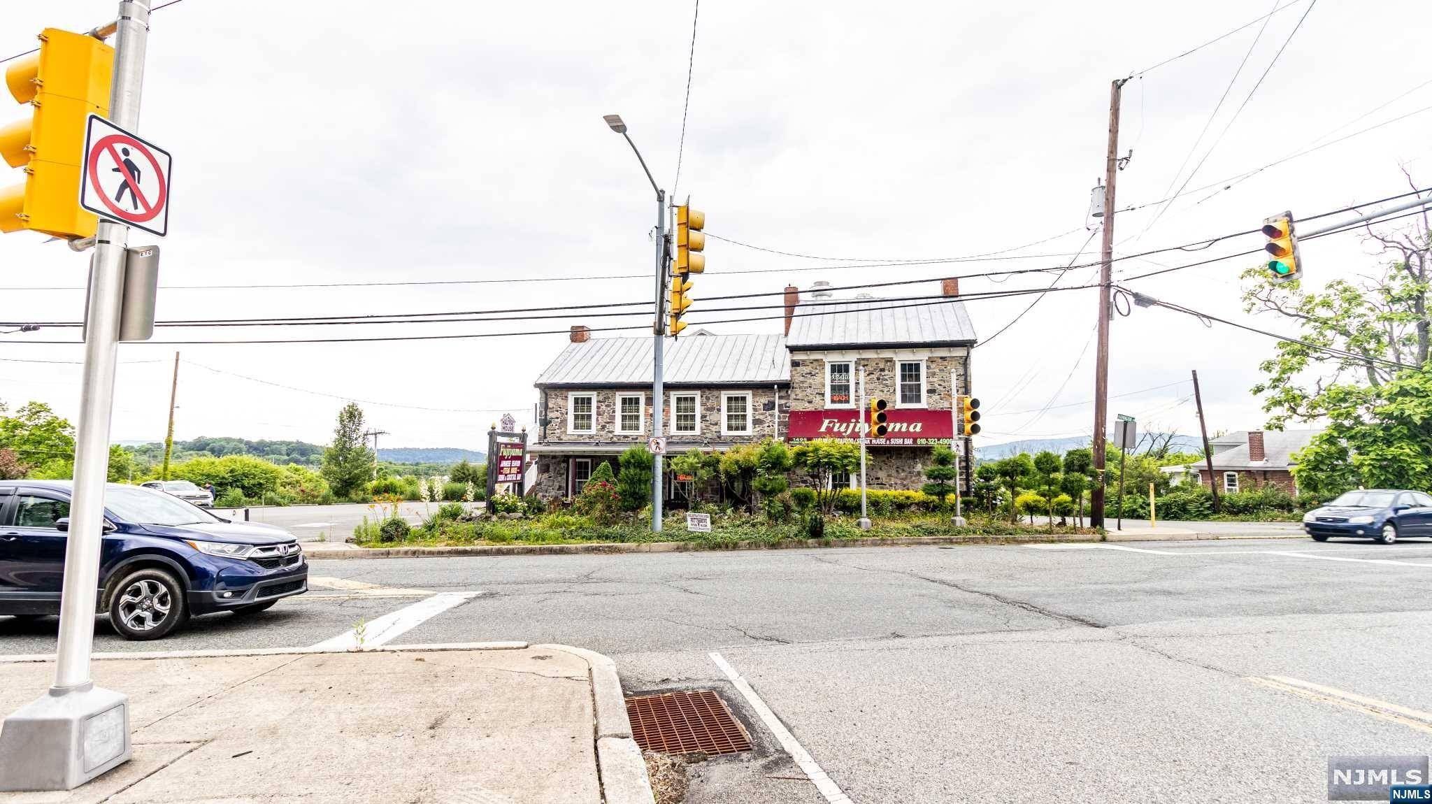 Other Areas, NJ OTHER,1495 Farmington AVE