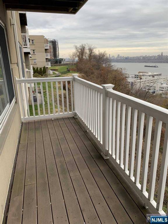 North Bergen, NJ 07047,7420 Boulevard East #2C