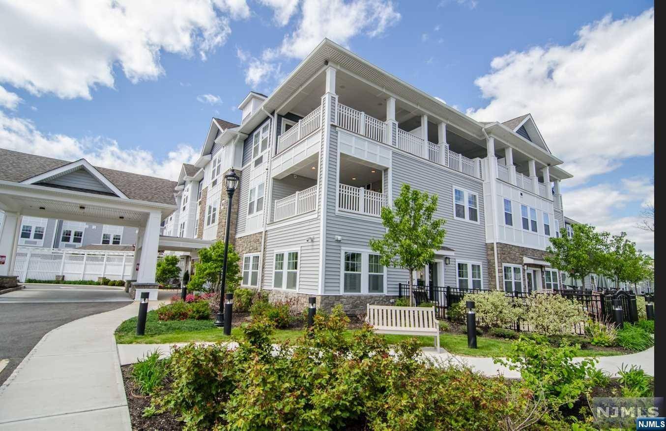 Tenafly, NJ 07670,55 Hudson AVE #21