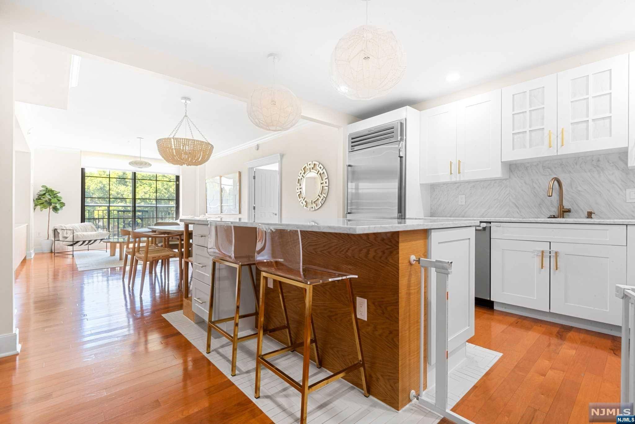 Hoboken, NJ 07030,1025 Maxwell LN #506