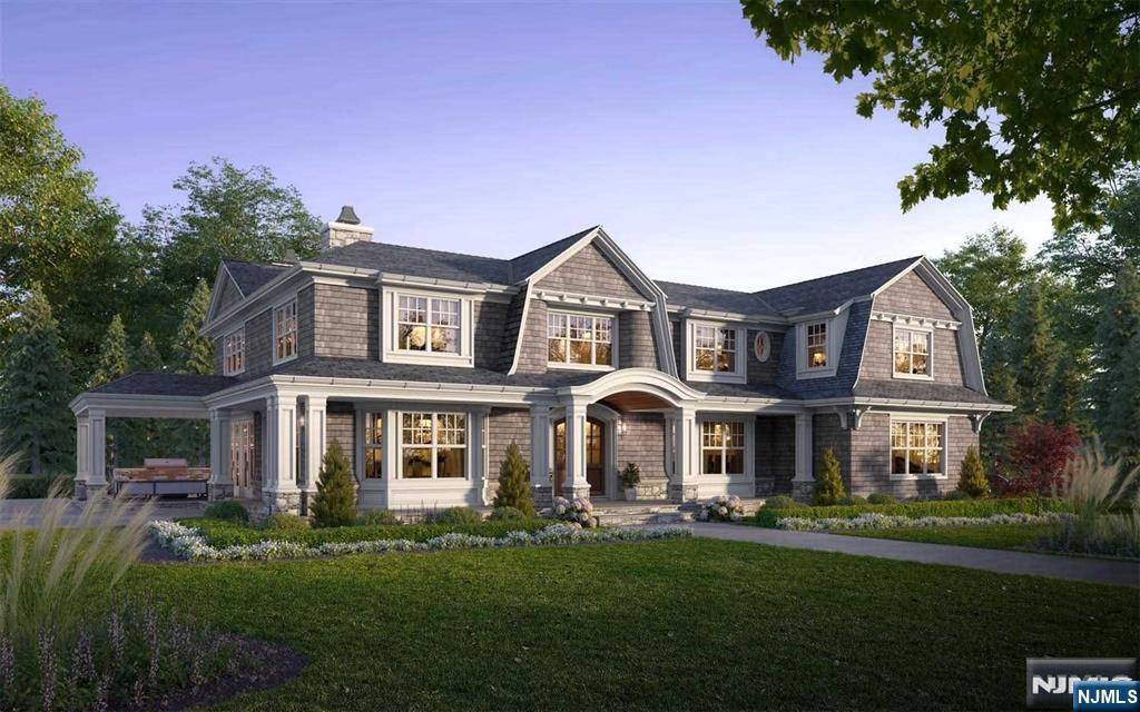 Englewood Cliffs, NJ 07632,28 Geraldine CT