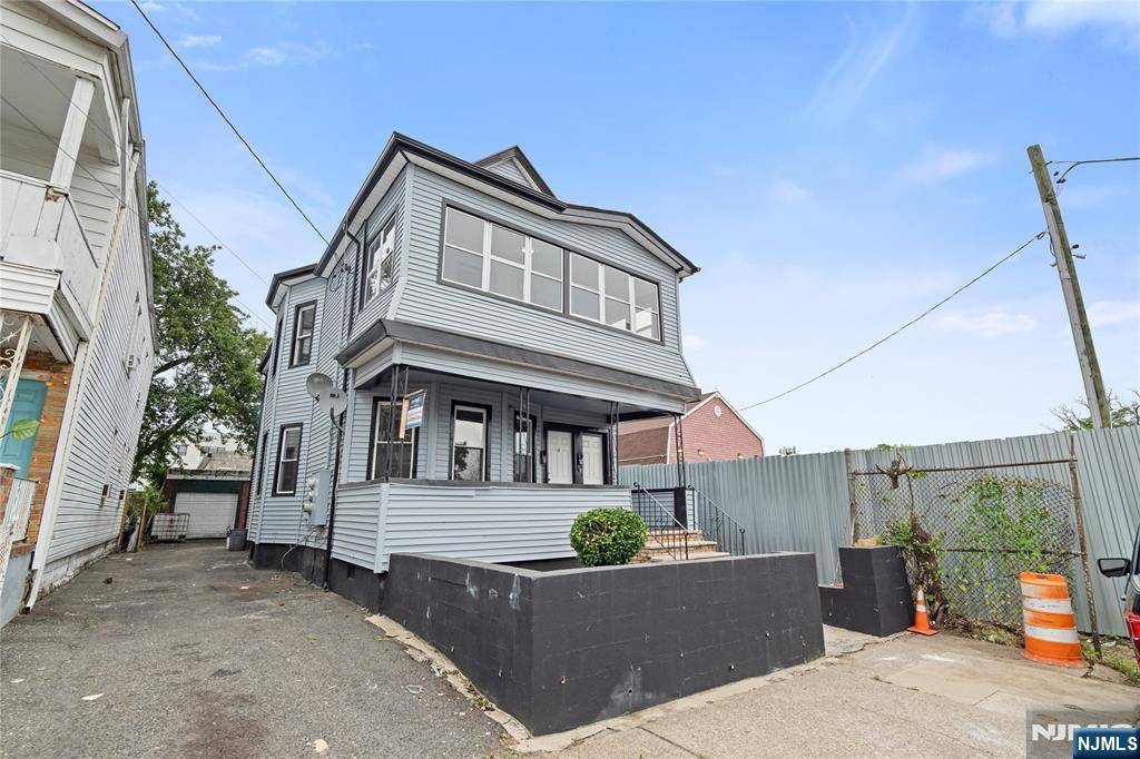 Paterson, NJ 07501,227-229 Lawrence ST