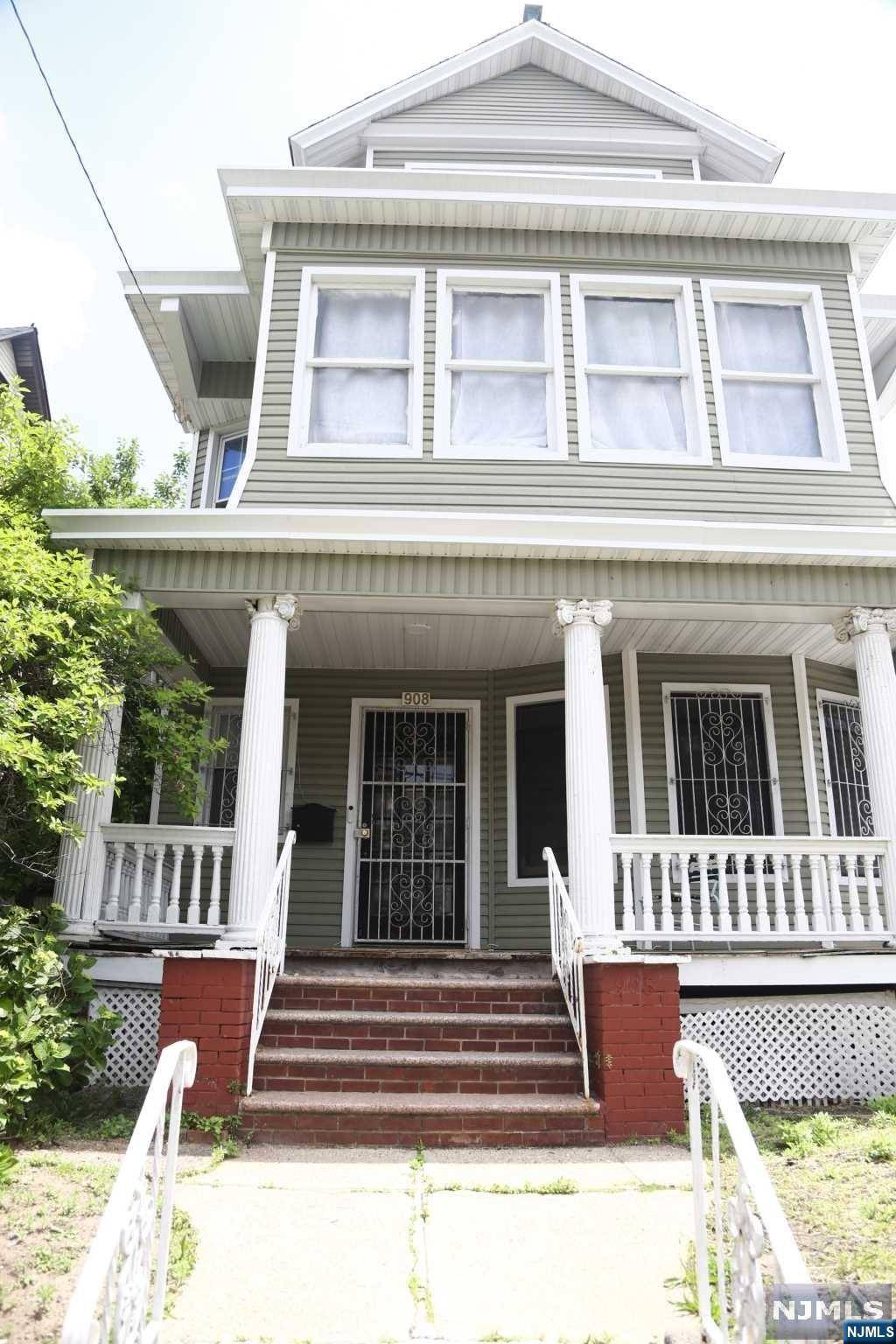 Newark, NJ 07108,908 S 16th ST #1