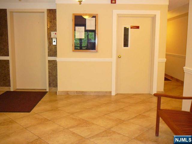 Westwood, NJ 07675,550 Fairview AVE #105
