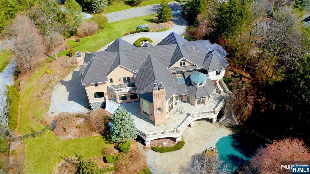 Franklin Lakes, NJ 07417,6 Shinnecock TRL