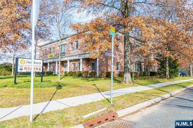 Closter, NJ 07624,189 Homans AVE #2C