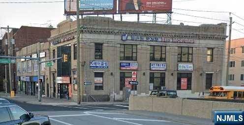 Palisades Park, NJ 07650,25 Broad AVE #202 & 203