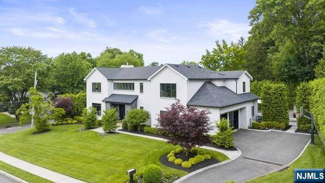 Closter, NJ 07624,202 Alpine DR