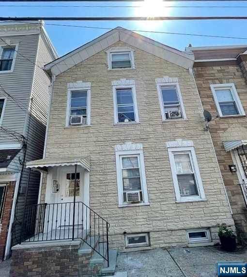 Newark, NJ 07105,146 Adams ST