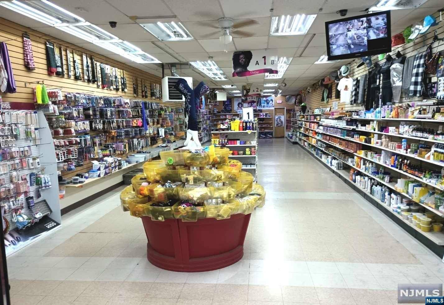 Ewing, NJ 08638,1611 Olden