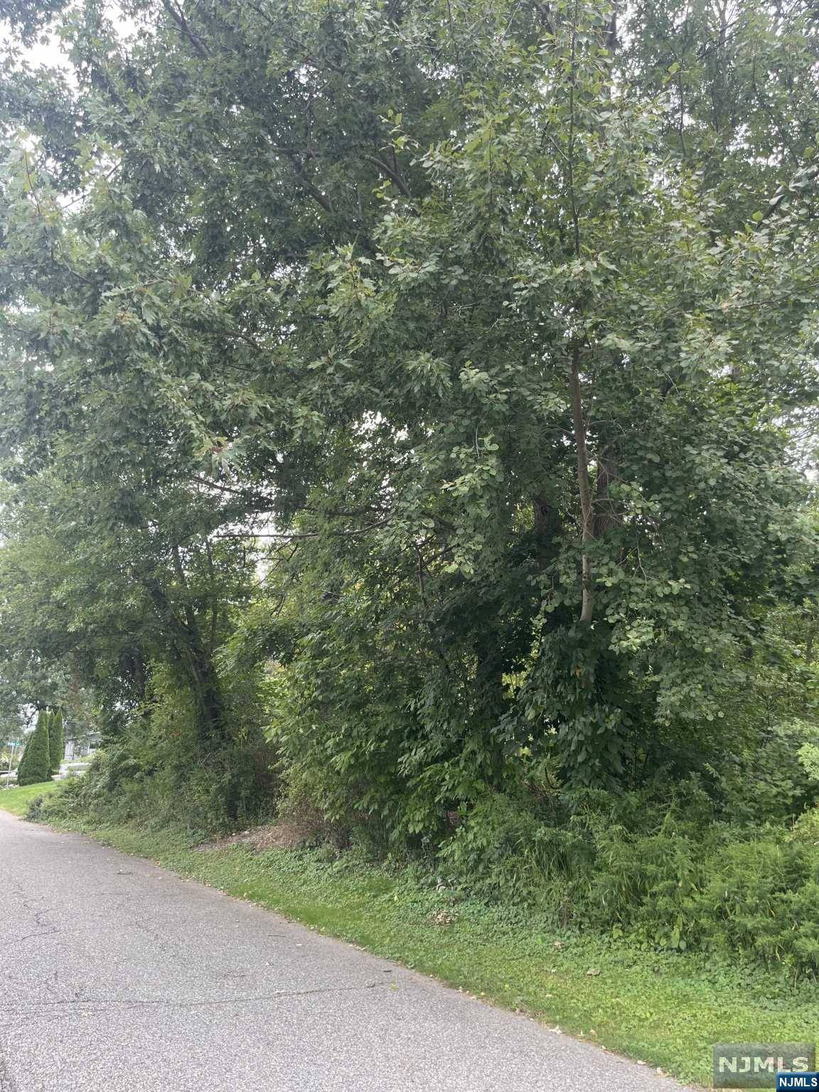 West Milford, NJ 07480,Milford LN