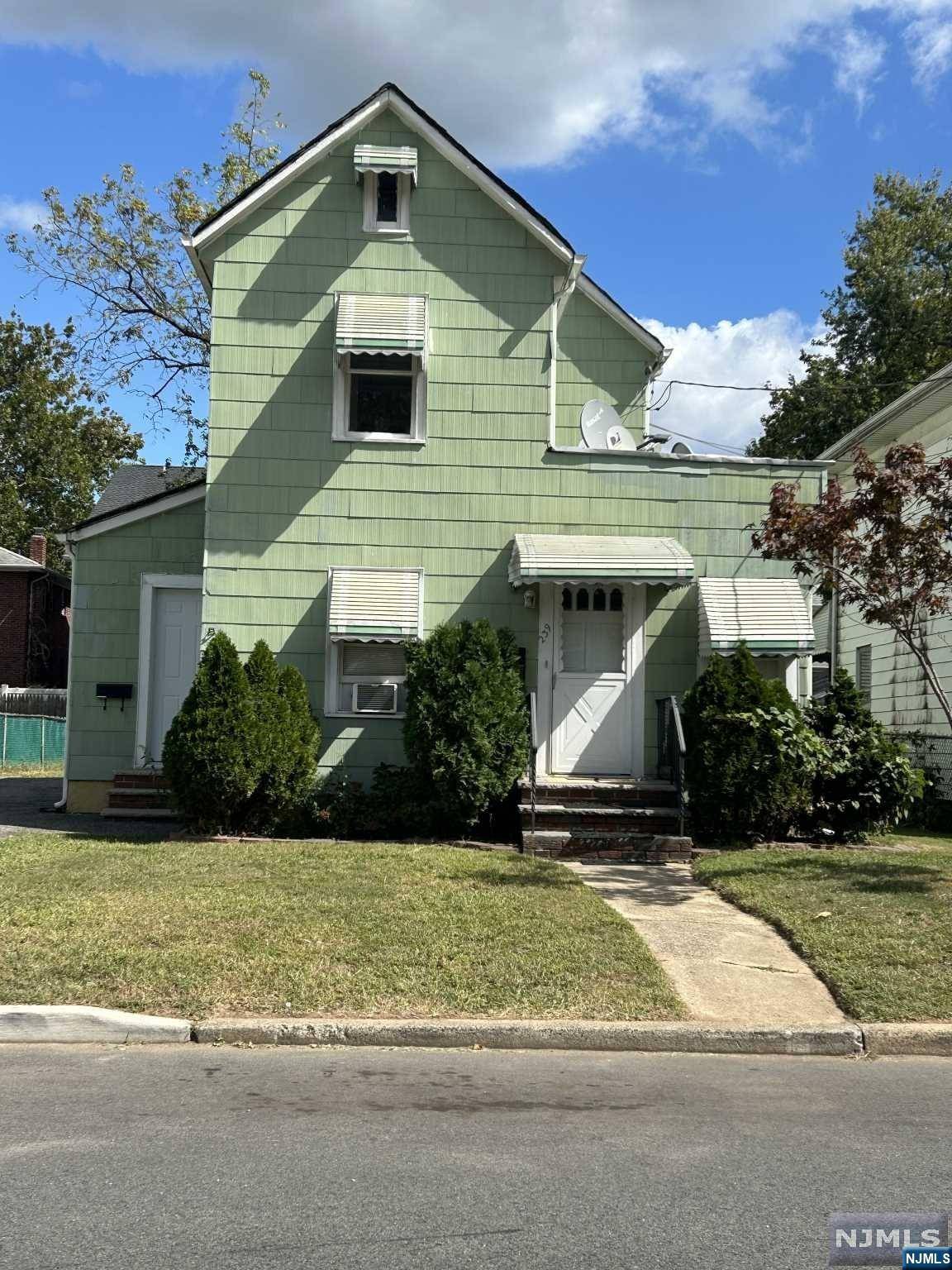 Kenilworth, NJ 07033,239 N 10th ST
