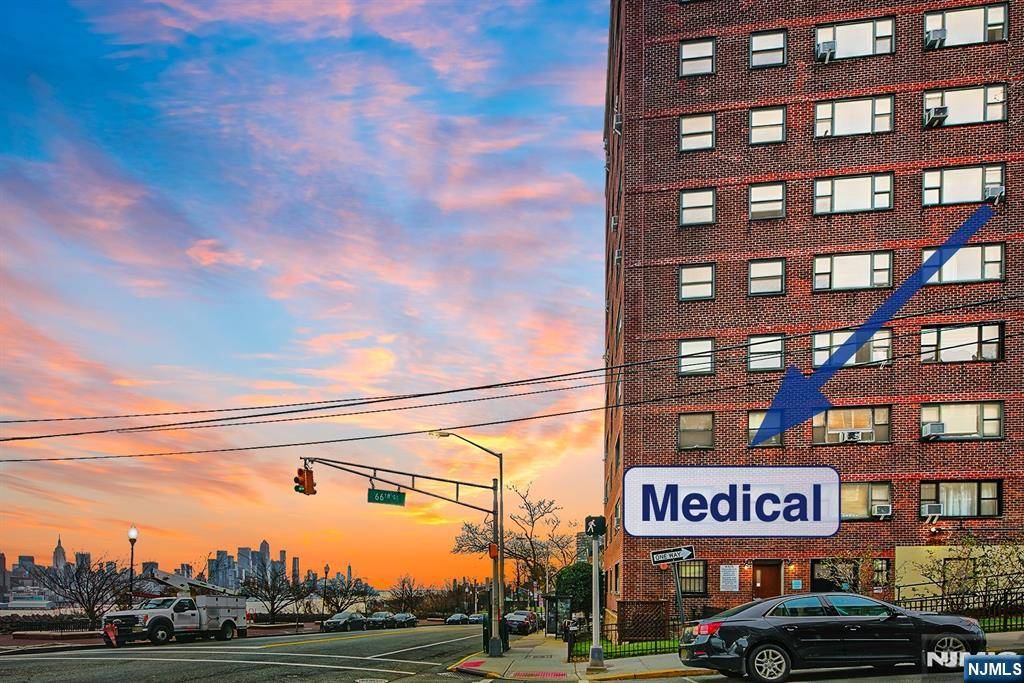 West New York, NJ 07093,6515 Boulevard East #G1