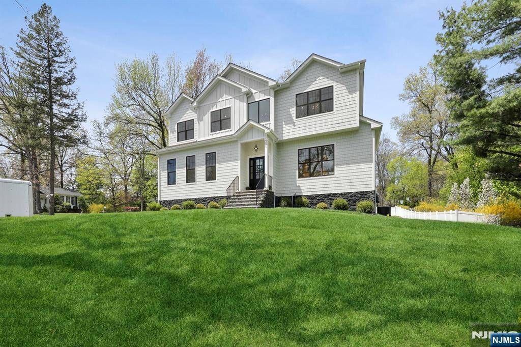 North Caldwell, NJ 07006,265 Park AVE