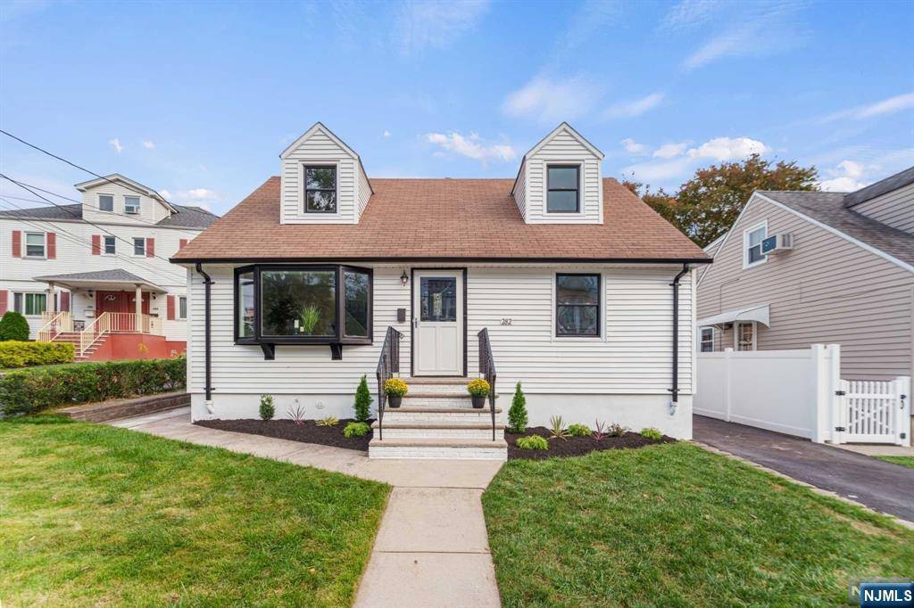 Kearny, NJ 07032,282 Ivy ST