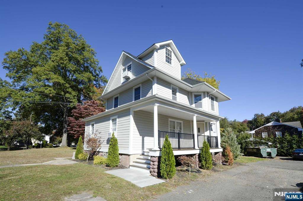 Allendale, NJ 07401,56 Myrtle AVE #2