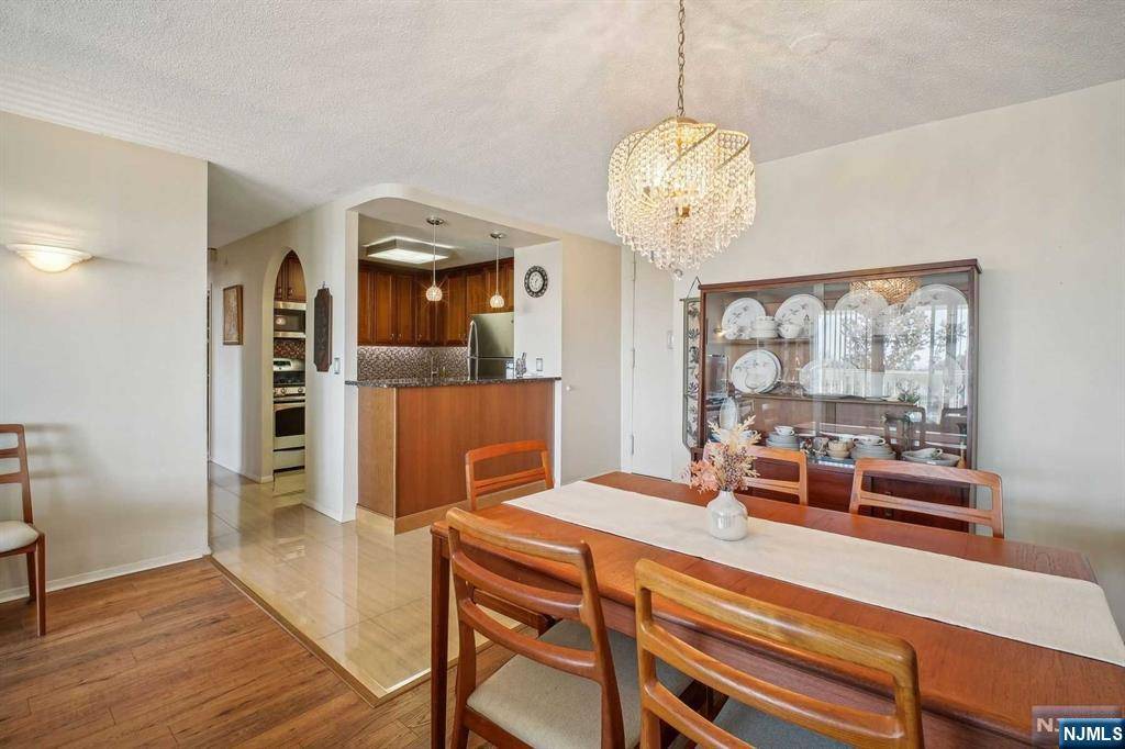 Fort Lee, NJ 07024,555 North AVE #7J