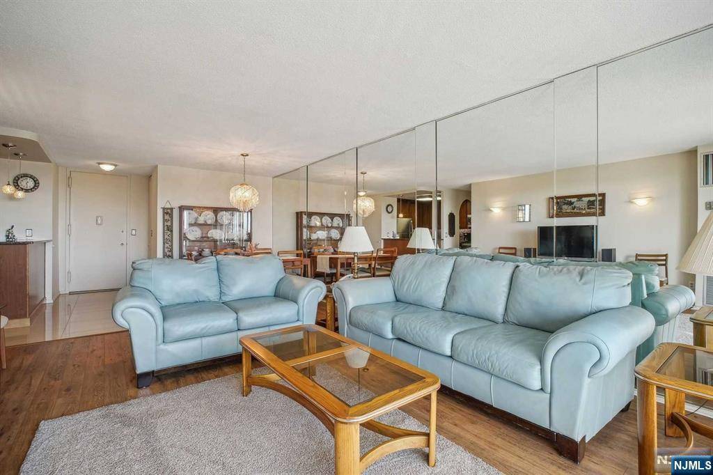 Fort Lee, NJ 07024,555 North AVE #7J