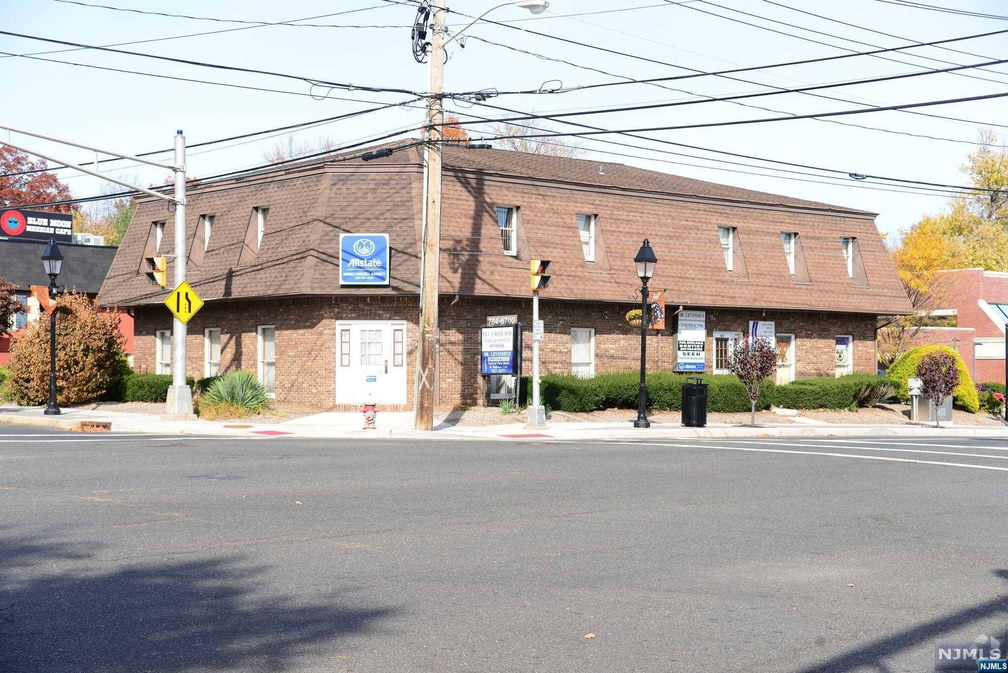 Norwood, NJ 07648,425 Livingston ST #7